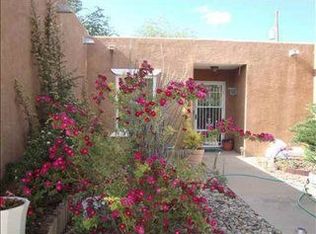 829 Broken Arrow Rd, Roswell, NM 88201