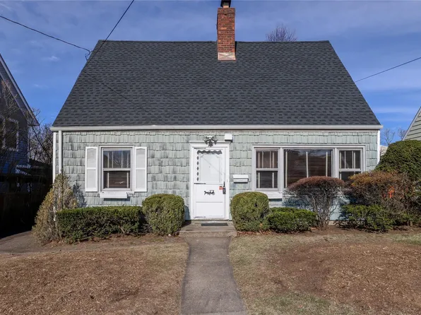 10 Joyce Road, Eastchester, NY 10709