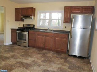 27 Hickstown Rd, Pine Hill, NJ 08021