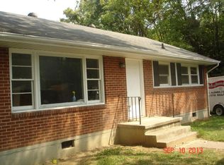 1903 Meadowbrook Rd NW, Roanoke, VA 24017