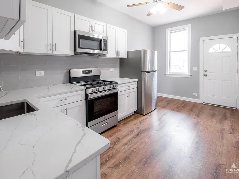 6111 S Eberhart Ave #2 — Photo 11