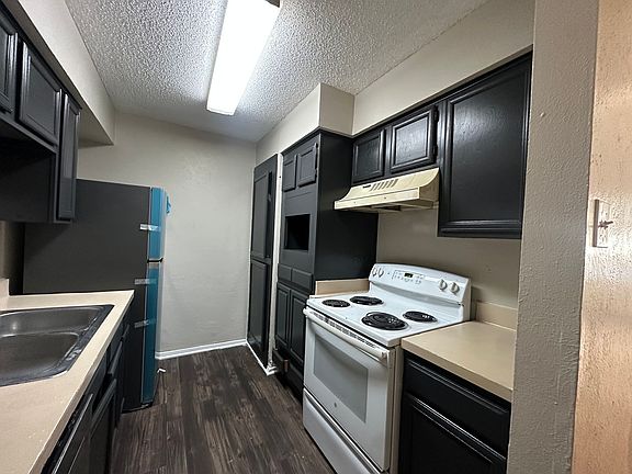 3rd image of 9696 Walnut St APT 1107