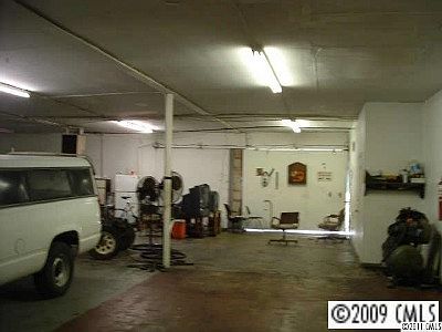 2nd image of 2901 Rozzelles Ferry Rd