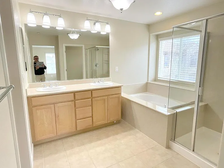 6319 Byron Ln — Photo 22