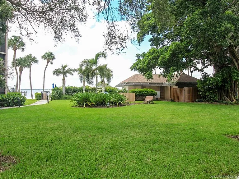 4440 NE Sandpebble Trce #201 — Photo 31