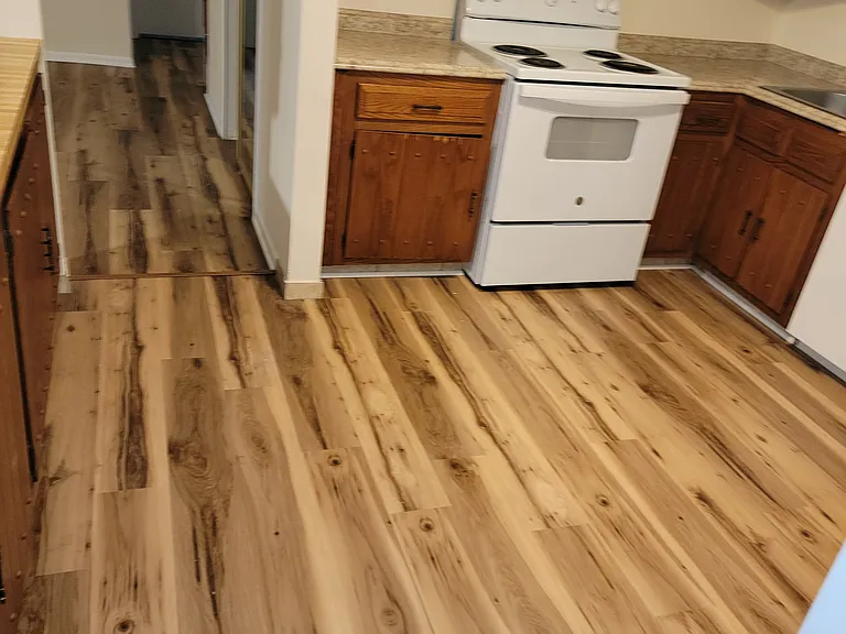 117 Amberly Dr #D — Photo 4