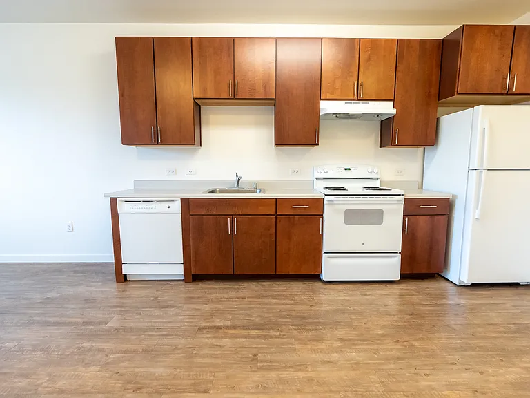 Charlotte Park — Photo 19