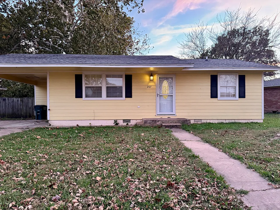 207 N Sunset Dr