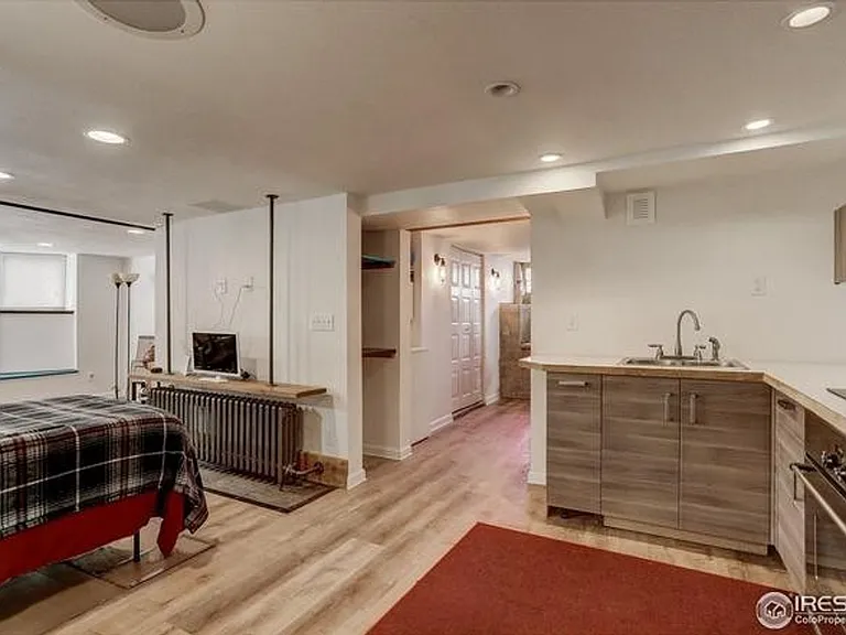 719 Remington St — Photo 10