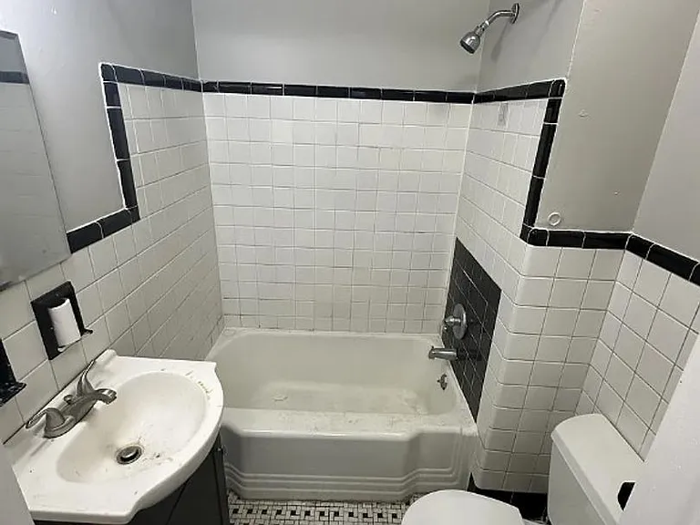 236 Lark St #2R — Photo 10
