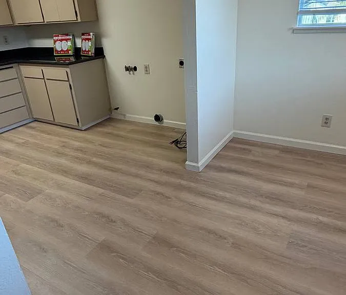 155 Mentel Ave #155 — Photo 2