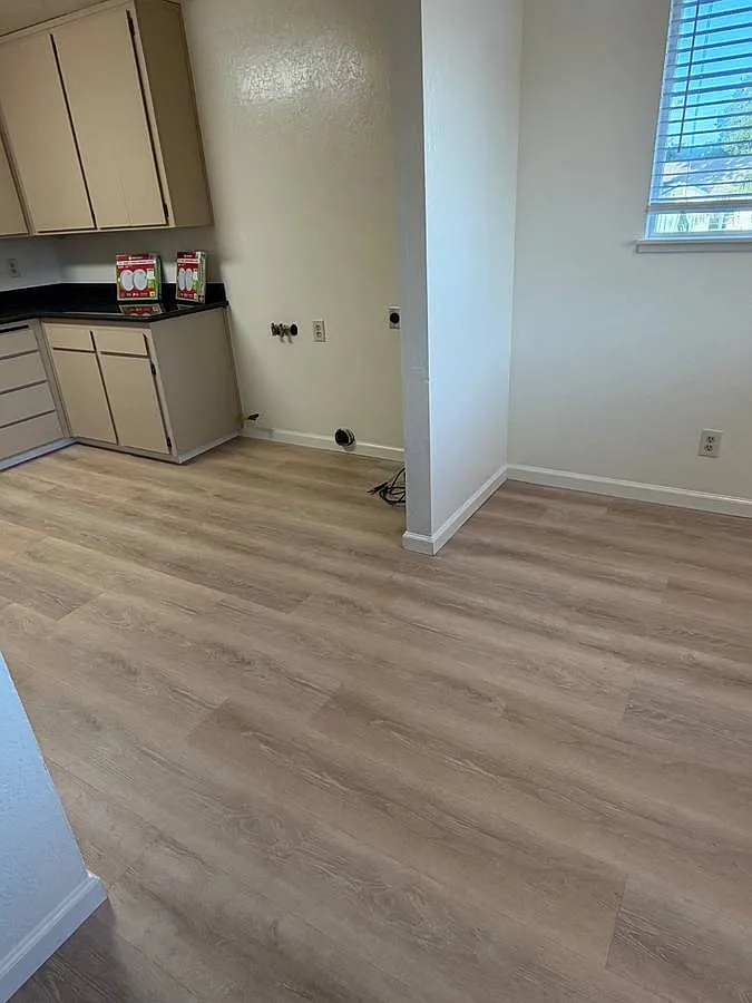 Building Photo - 155 Mentel Ave #155