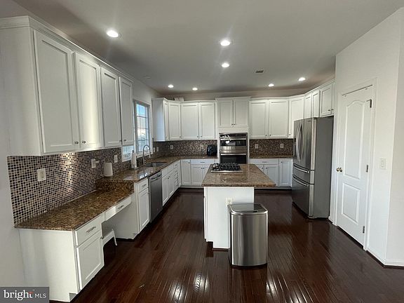 5th image of 20246 Millstead Dr