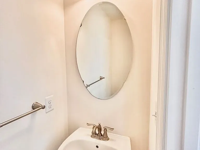 7473 Singers Way — Photo 28