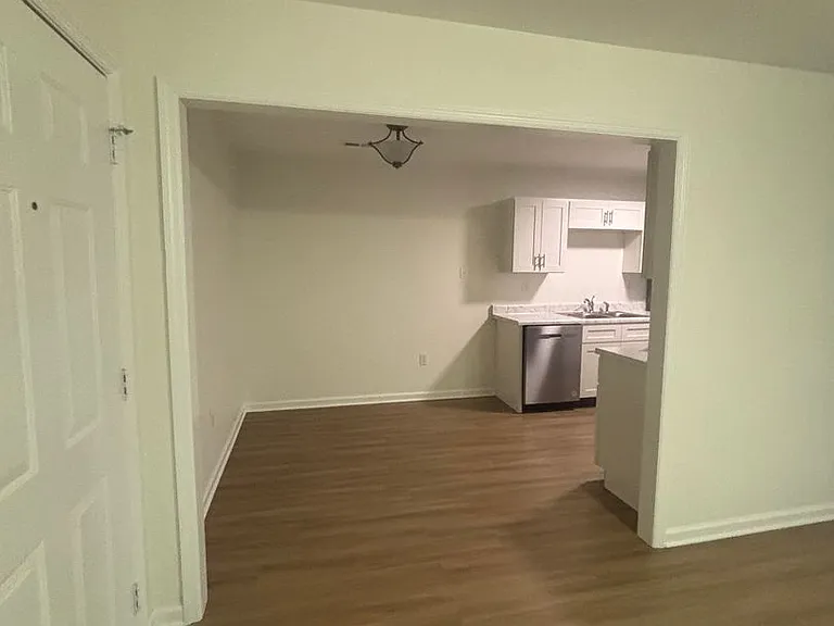 3943 Winchester Rd — Photo 6