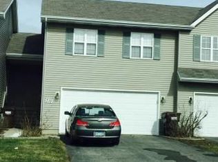 710 Carlisle Dr, Woodstock, IL 60098