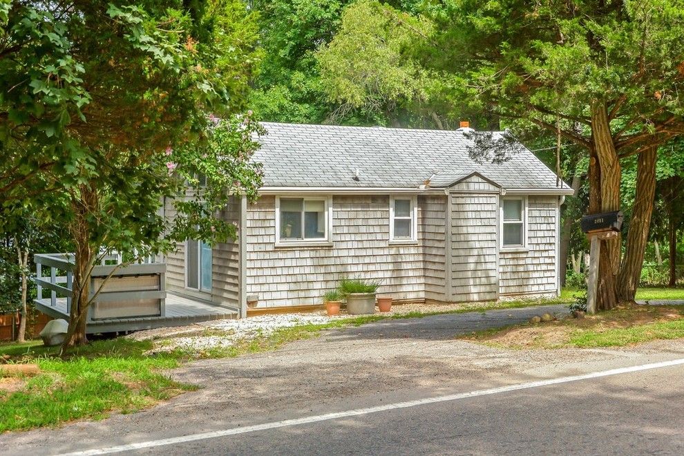 2811 Noyack Rd in Sag Harbor Out East