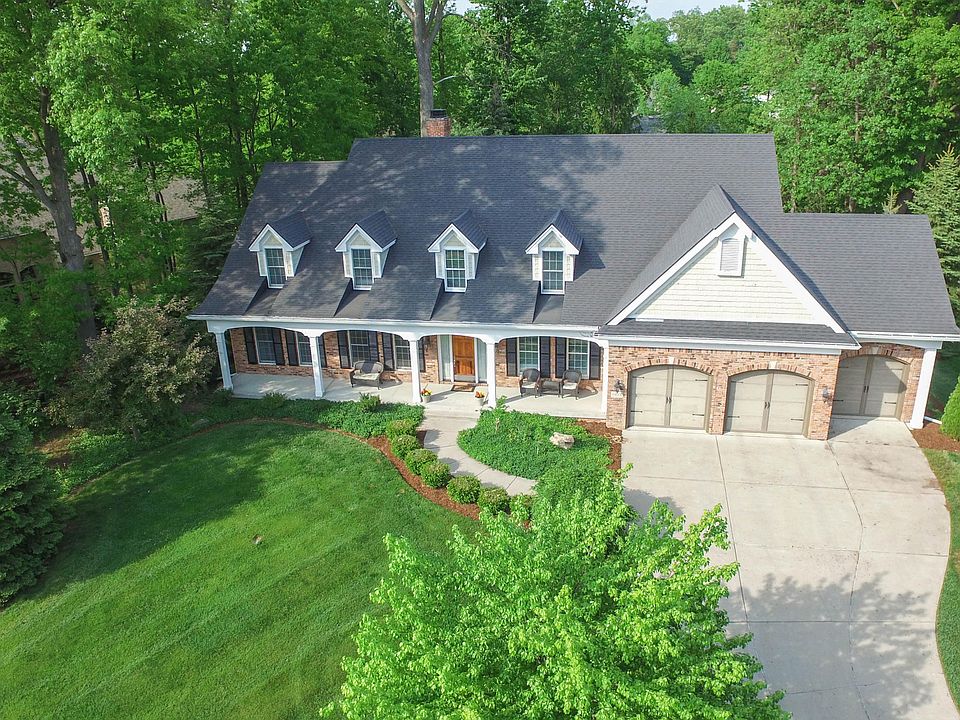 1st image of 6438 E Woodcliffe Ln