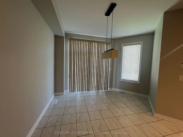 37 Aird Ct — Photo 11
