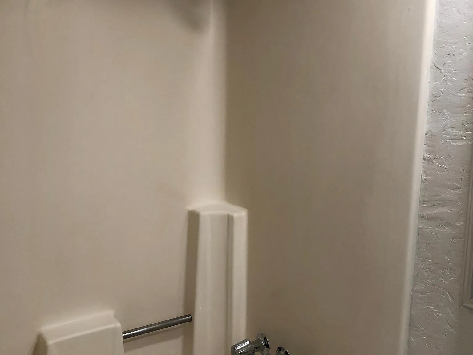 Studio, 288 sqft, $895 — Photo 3