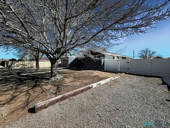 4th image of 1515 N Union Ave