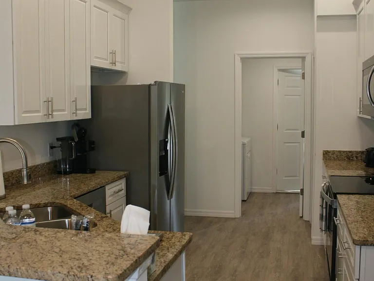 4202 E Garden St — Photo 12