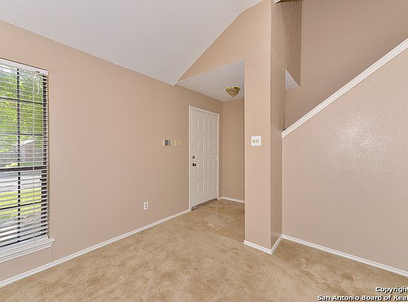 3rd image of 5018 Cabin Lake Dr