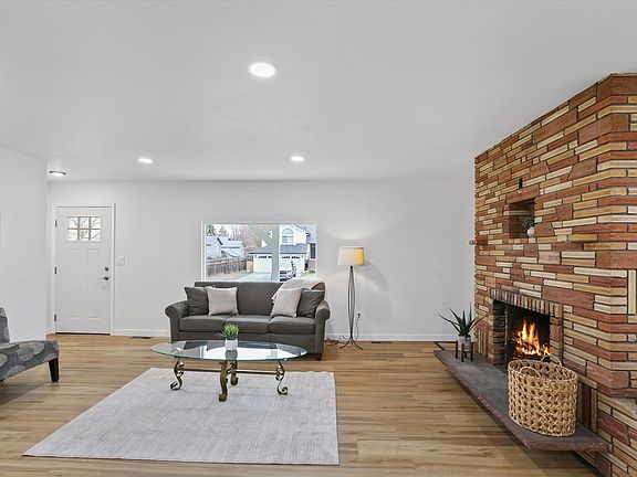 2nd image of 3317 W 7th Ave