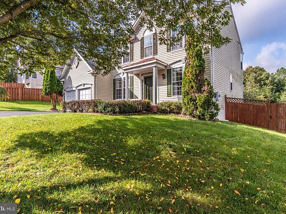 3rd image of 15326 Tina Ln