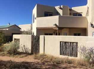 3229 La Paz Ln, Santa Fe, NM 87507