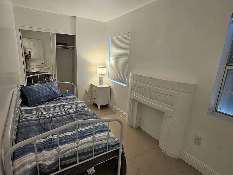 6966 Byron Ave #101 — Photo 29