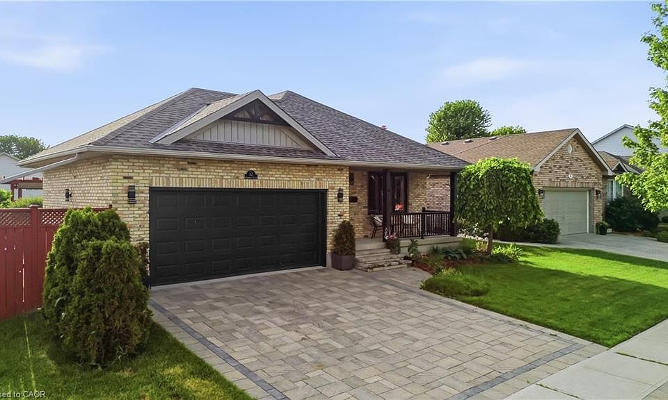 1st image of 53 Edgewell Cres