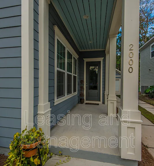 2000 Fleming Woods Rd — Photo 2