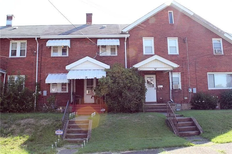 884 Vankirk St photo 1
