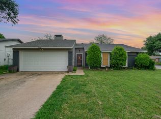 1000 Mill Run Dr, Allen, TX 75002