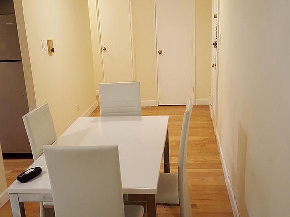 4th image of 14325 84th Dr APT 1F