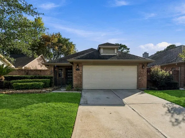 3515 Cape Forest Dr, Kingwood, TX 77345