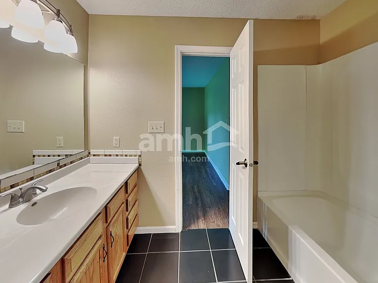 8018 Bitternut Dr — Photo 13