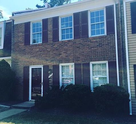 3rd image of 1575 Front Royal Dr