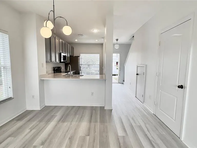 10946 Savannah Wood Dr #147 — Photo 15
