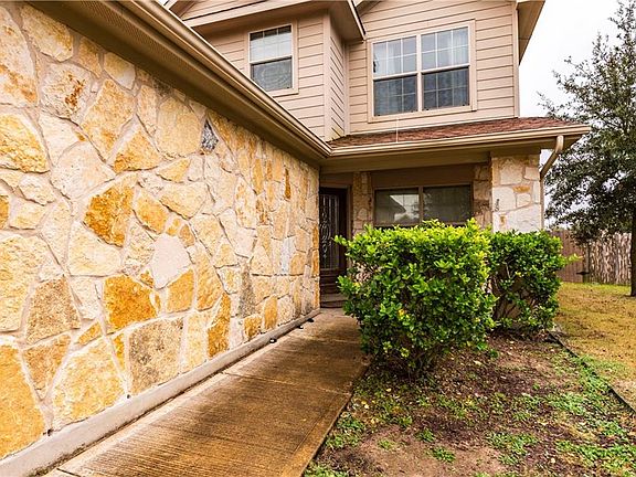 3rd image of 12201 Prairie Glen Ct