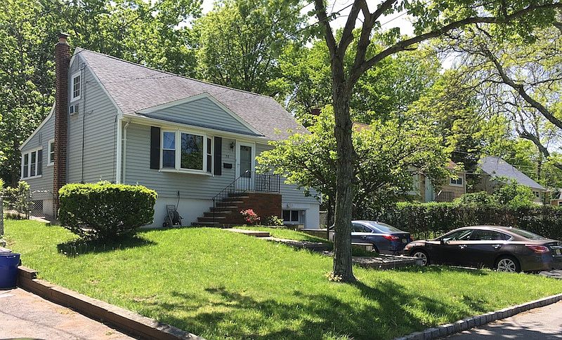 1st image of 76 Conforti Ave