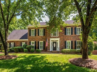 7407 Leharne Dr, Charlotte, NC 28270