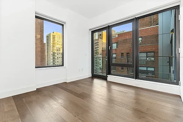 Rented by REAL New York | media 14