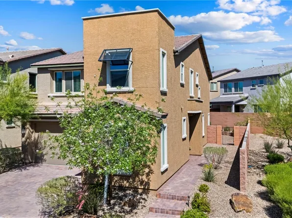 5939 Wellington Peak Rd, Spring Valley, NV 89148