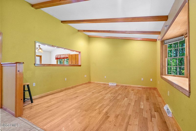 5th image of 1449 New Scotland Road