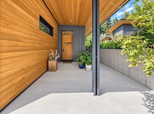 421 Laurel St, Sunshine Coast, BC V0N 1V0