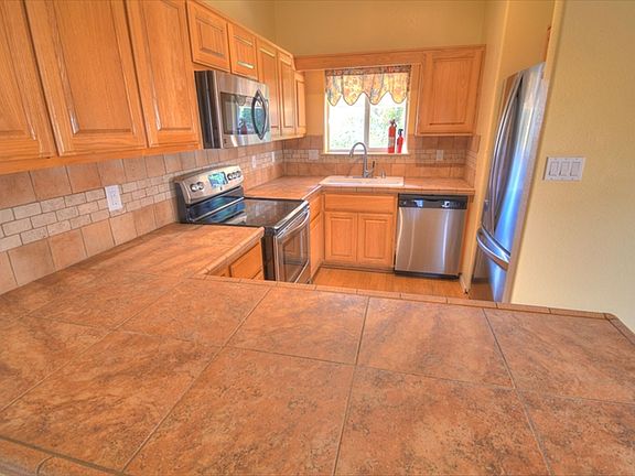 3rd image of 10028 Del Chaparral Ct NE