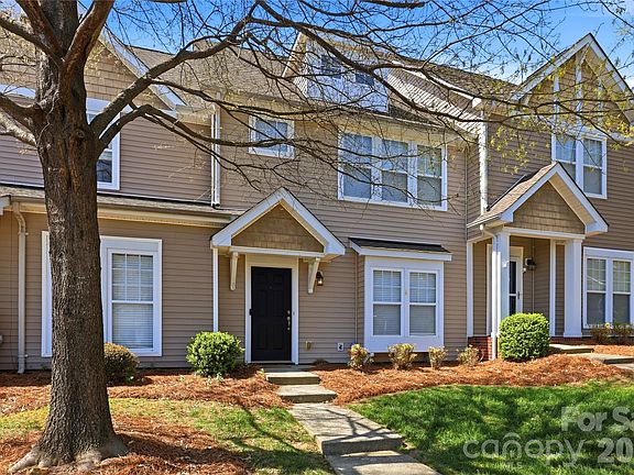 5th image of 1005 Laparc Ln