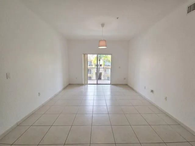 7240 NW 114th Ave #304 — Photo 12